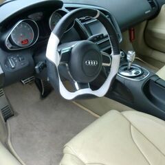 ❑全国自社ローン対応❑        ●平成20年6月登録アウディR8 の画像