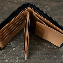 2つ折り財布の画像