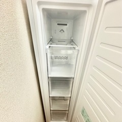 2023年製 AQUAスリム冷凍庫 AQF-SF11Nの画像