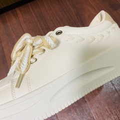 試着のみ 23.5cm スニーカーの画像