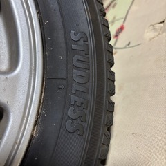 スタッドレスタイヤせセットの画像