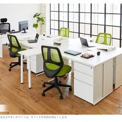 オフィスデスク 100×60×70cm 美品 約3ヶ月使用 13脚あり／まとめ買い可 幅100の画像