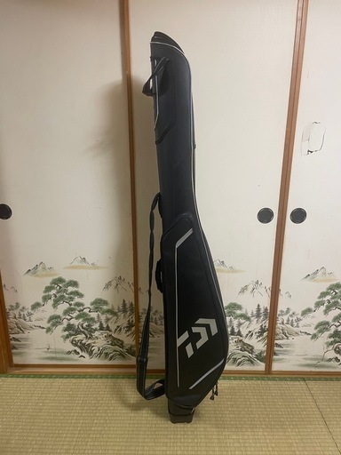 決まりました。たくさんの問い合わせありがとうございました。
美品　ダイワ　ロッドケース