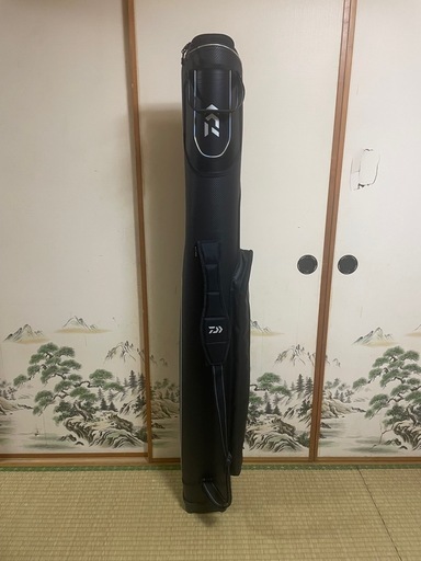 決まりました。たくさんの問い合わせありがとうございました。
美品　ダイワ　ロッドケース
