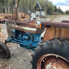 フォードトラクター
の画像