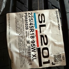 値下げR18新品タイヤの画像