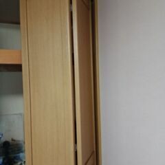 クローゼット扉  大と小   鏡付きの画像