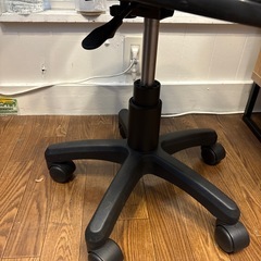 【オフィスチェア】クリーニング済み【管理番号11011】町の画像
