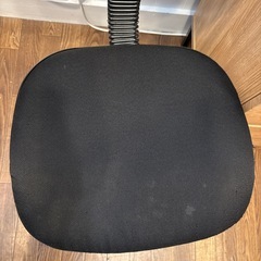 【オフィスチェア】クリーニング済み【管理番号11011】町の画像