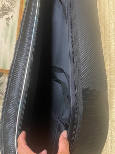 決まりました。たくさんの問い合わせありがとうございました。
美品　ダイワ　ロッドケース