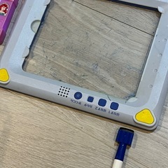 光るお絵かきラプンツェル シンデレラアリエル白雪姫パスカルしまじろうの画像