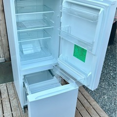 【美品 手洗い洗浄クリーニング済】2022年 2ドア冷凍冷蔵庫 156ℓ ワールプールジャパン(ヤマダ電機)YRZ-F15J【現金 PayPayお支払い出来ます】の画像