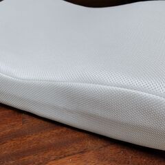 無印良品 寝返りを受け止めるまくらの画像