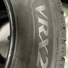 ブリジストンスタッドレスVRX2の画像