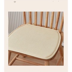 チェアパッド　未使用品　ベージュ　43×40の画像