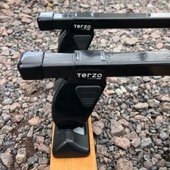 ジムニー JB23用 Terzo キャリアベース 鍵付 ルーフレール無し車用の画像