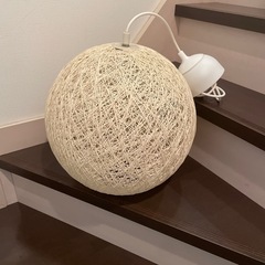 IKEA バッカボー　照明　の画像