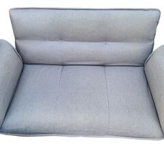 🌟お持ち帰りで¥1000お安くできます🌟　オットマン付き　2人掛けソファー　グレー　インテリア　おり倒し可能　ソファ　和光市　リサイクルショップ　リサイクルケイラック和光店　GMW201の画像