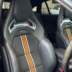 メルセデスベンツ　cla45 4matic オレンジアートエディションの画像