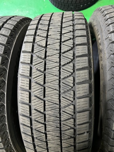 225/65R17 ブリヂストン冬タイヤ DM-V3 2022年製造 バリ溝 4本