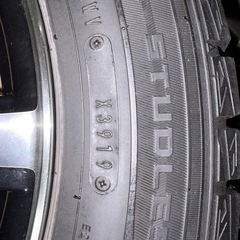　スタッドレスタイヤのみ4本　195/60R16 89Qの画像