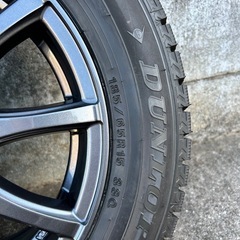 スタッドレスタイヤ185/65R15ホイール4本セットの画像