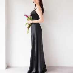 ブラックウエディングドレスの画像