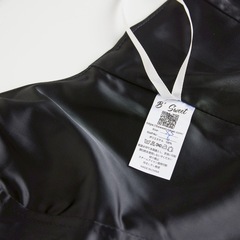 ブラックウエディングドレスの画像