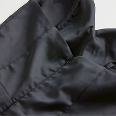 ブラックウエディングドレスの画像