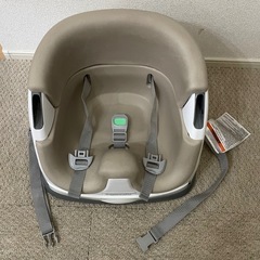 ingenuity ベビーチェア (ベージュ) の画像