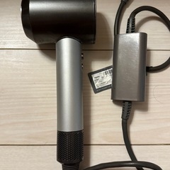 dyson ドライヤーHD12限定版の画像