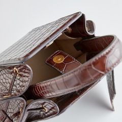 ZARAバッグの画像