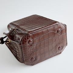 ZARAバッグの画像