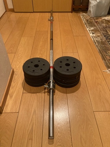 バーベルシャフトとウエイト