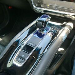 ❑全国自社ローン対応❑    ●平成26年2月登録ホンダヴェゼルハイブリッド XLパッケージ 4WDの画像