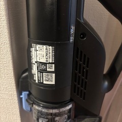 HITACHI 日立 コードレス掃除機 2021年製の画像