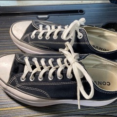 CONVERSE ブラック 厚底スニーカー
の画像