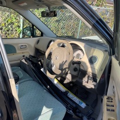 日産モコ軽自動車の画像