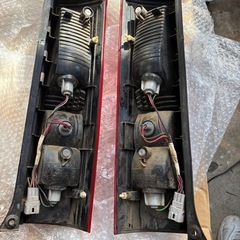 64エブリーワゴン　テールレンズ　傷ありの画像