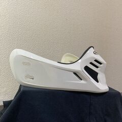 【アライ】　モトクロスヘルメットのチン・ガードの画像