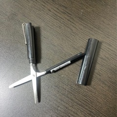 ゴミ箱、ドアストッパー、小箱　無料12/1〜23の画像