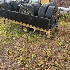 牽引トレーラーの画像