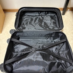 （まだ使えます）キャリーケースの画像
