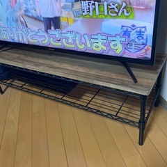 テレビとテレビ台とレコーダーセットでの画像