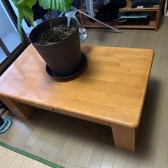 机　サイドテーブルの画像