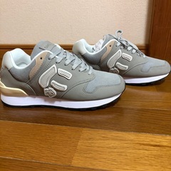 にゅ〜ず　　10周年限定品　22.5せcmの画像