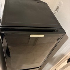 三菱 冷蔵庫 ボトム冷凍室 右開き 146L ブラック MR-P15D Bの画像