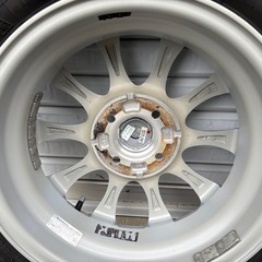 【14インチ アルミホイール付き　
スタッドレスタイヤ　4本セット】バリ山の画像