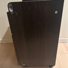 キャスター付キャビネットお譲りしますの画像