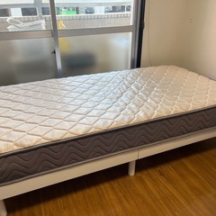 マットレス&ベットフレームの画像